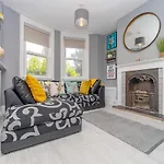 Funky 3Bedroom House Next To Brighton Station