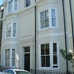 Ivy House Apartment
