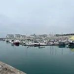 Stunning 2 Bedroom, 2 Bathroom Apartment.