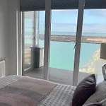 Stunning 2 Bedroom, 2 Bathroom Apartment.