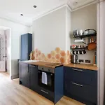 Stunning 2 Bedroom Flat 8Min Walk From The Beach