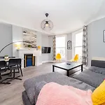 Flash Sale Central Hove 3 Bedroom Flat Bn338Awat
