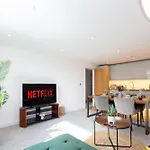 The City Retreat - 1 Bd Flat