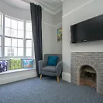 Mucky Duck House - Central- By Brighton Holiday Lets