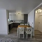 Kemptown Apartments Suite - Central - By The Sea And Brighton Pier