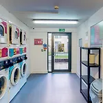 Student Only Ensuite Room In A Apartment At Abacus House