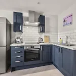 Buzzing Brighton Apartment 1 By My Getaways