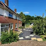 Rose Homestay Brighton - Free Parking Ensuite Studio Room Near Brighton Uni
