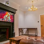 Hyacinth Apartments - Central Luxury Brighton