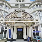 A&O Brighton Beach