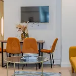 Modern 2 Bed Flat In Vibrant Kemptown