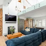 Stylish Townhouse In Vibrant North Laine