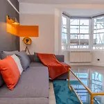 2 Bedroom Flat Next To Brighton Beach Sleep 6