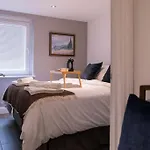 1 Bedroom Apartment By Primal Estates Short Lets In Brighton