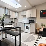 Sleek 4-Bed In Central Brighton - Sleeps 10
