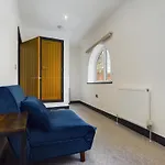 Orange Horizon - Brighton Central - 6 Beds