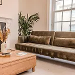 Sunny 1-Bedroom Flat Near The Waves Of Brighton Beach