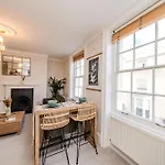 Elegant 1 Bedroom Flat Near Brighton Pier And Lively Kemptown