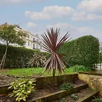 Host & Stay - Garden Flat