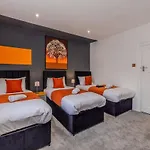 Amazing 3 Bedroom Flat Next To Brighton Beach