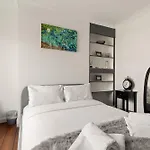 Two Bedroom By Brookland Stays Serviced Accommodation Short Lets Brighton & Hove With Free Wifi