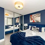 Hazelnut Seafront One Bedroom Bn1Gre29