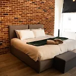 Chic Brighton Studio