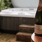 North Laine Townhouse With Jacuzzi Hot Tub