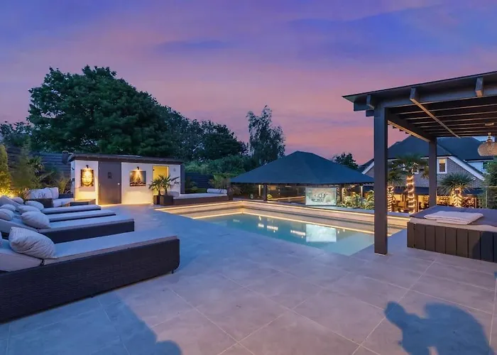 Blissfully Luxe Abode For Unforgettable Memories