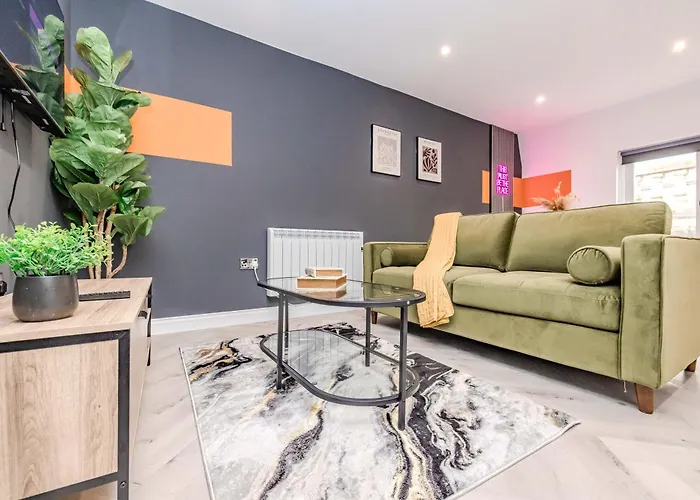 Luxury 1 Bed With Balcony In Central Brighton Next To Beach Sleep 4