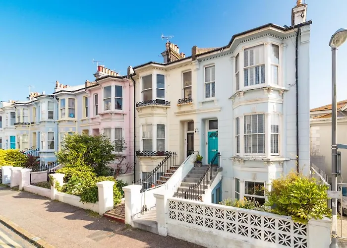 Vintage Brighton Victorian Town-House 250M From Beach