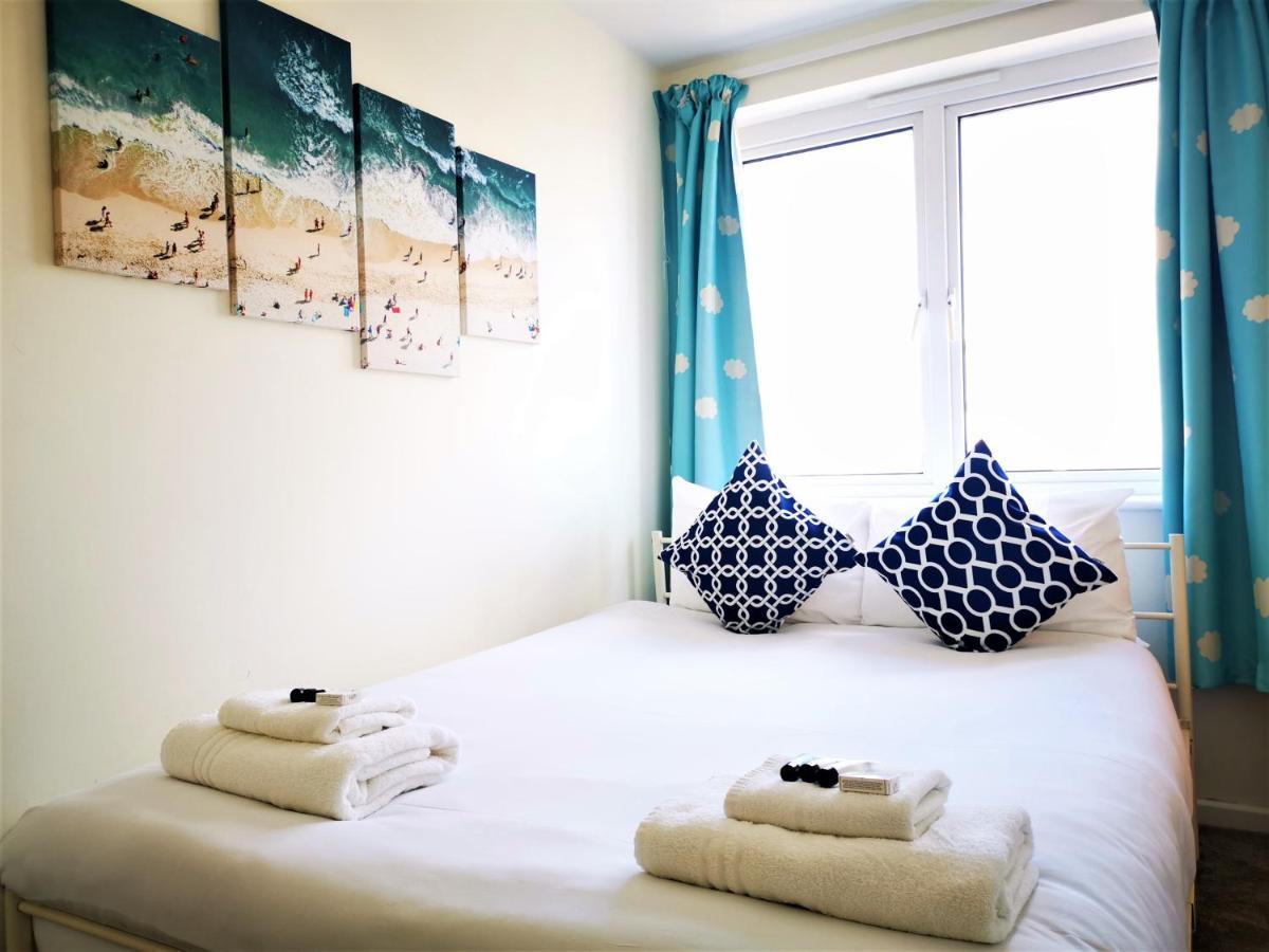 Marina Living With Parking, Balcony, Quiet And Secure Apartment Brighton