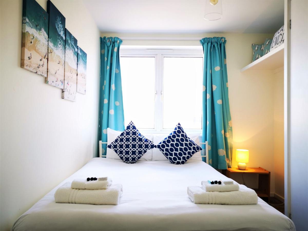 Apartment Marina Living With Parking, Balcony, Quiet And Secure