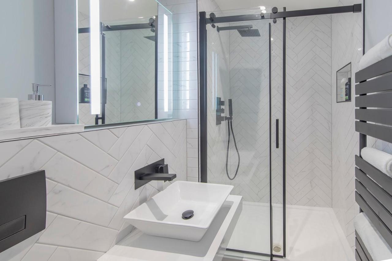 Special Offer Centre Seafront 1 Bedroom Flat Bn133duk01 Apartment *
