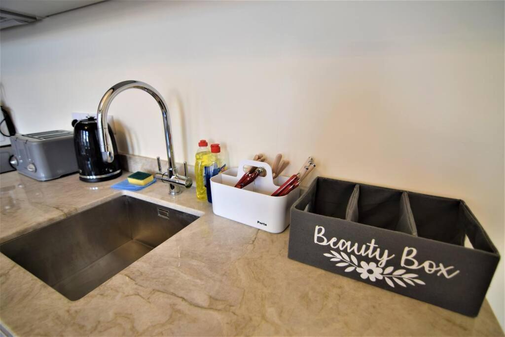 Holiday home Flash Sale Kempton 2 Bedroom Flat Bn224eat04 Brighton