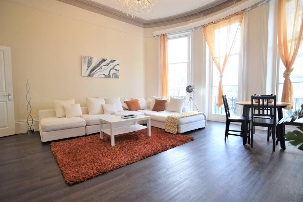 Flash Sale Kempton 2 Bedroom Flat Bn224eat04