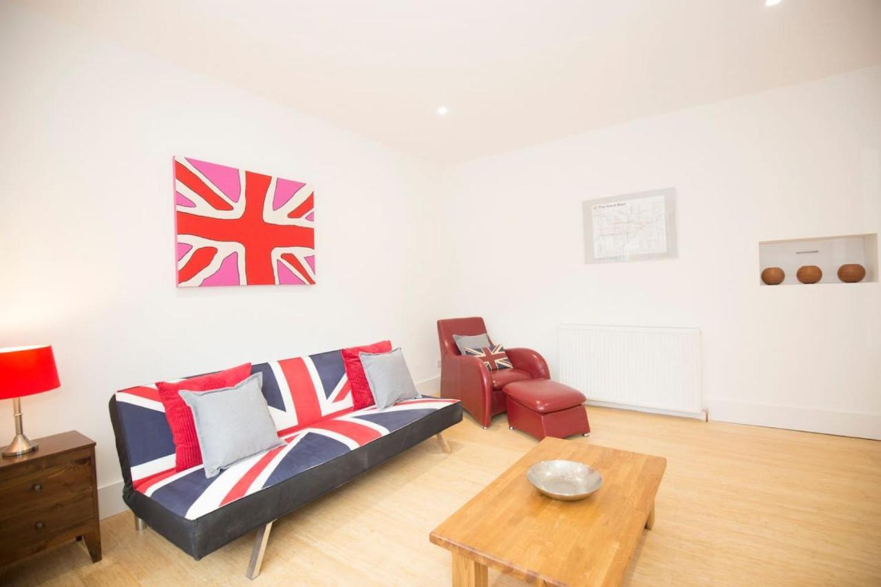 Bed & Breakfast Orchard House-luxury House With Hot Tub Sleeps 12 *