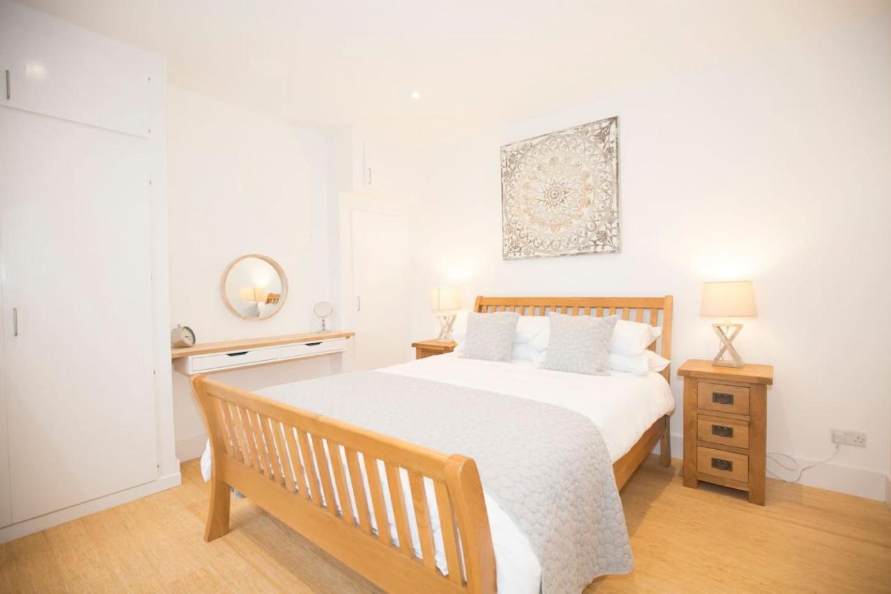 Orchard House-luxury House With Hot Tub Sleeps 12 * Brighton