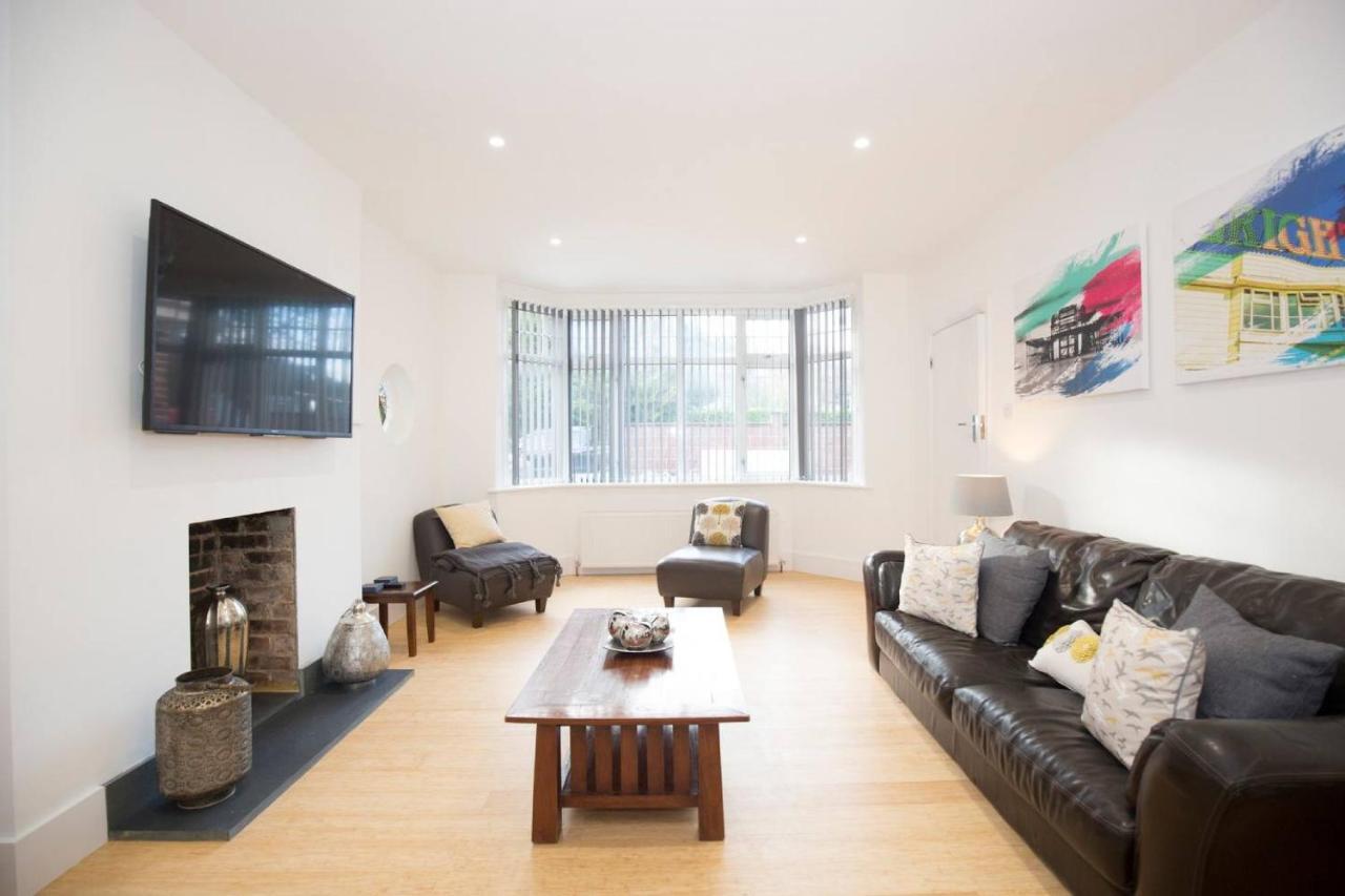 Orchard House-luxury House With Hot Tub Sleeps 12 *