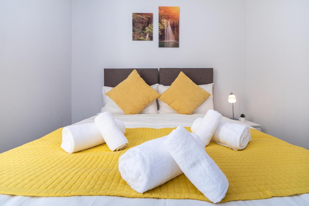 Heart Of Town Centre By 9s Living Brighton