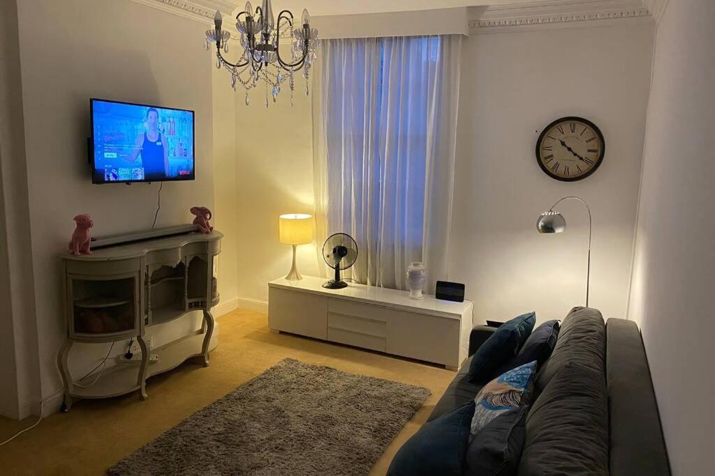 Apartment The Regency Brighton