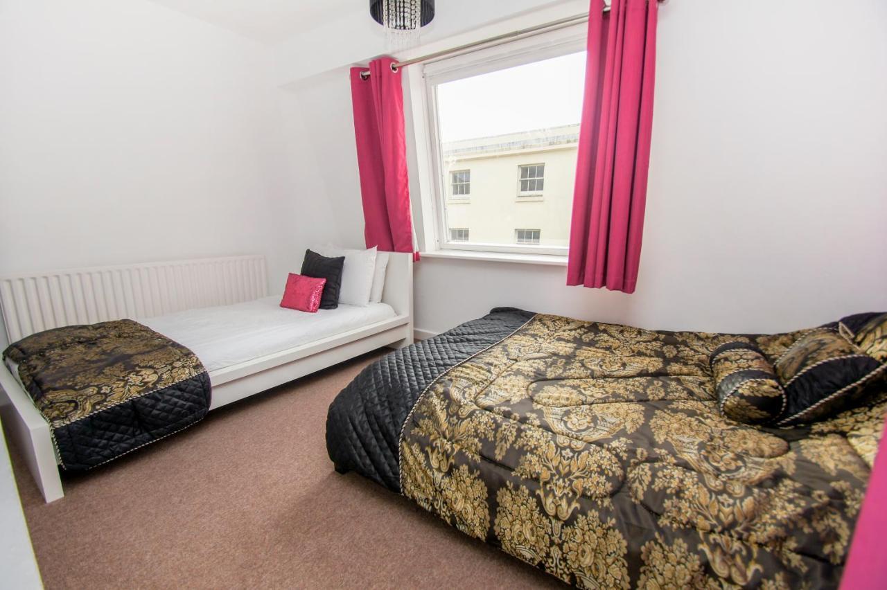 Townhouse - Central- By Lets Brighton