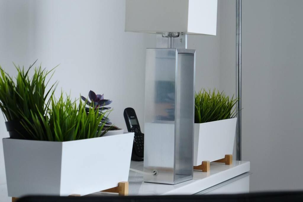 Modern Apartment, Amazing Location Apartment *