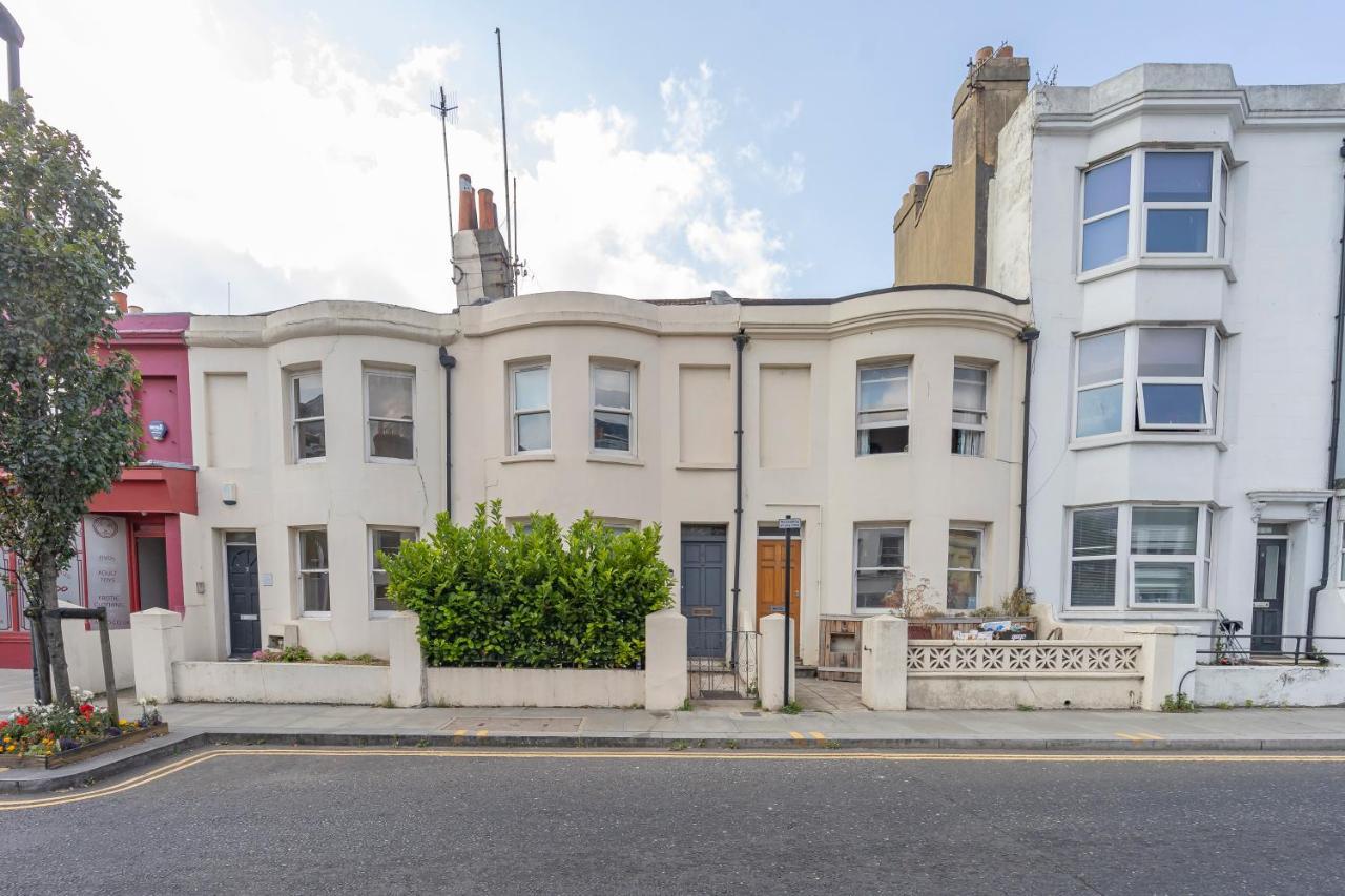 Funky 3bedroom House Next To Station Holiday home Brighton