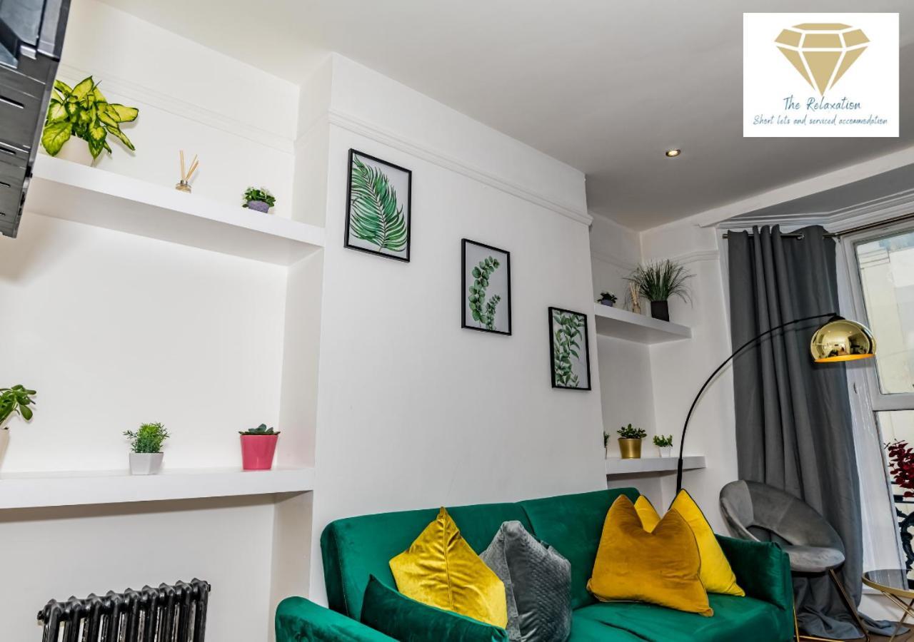 1 Bed Apartment-Sea Views- Relocation-Business-By The Relaxation Serviced Apartments *