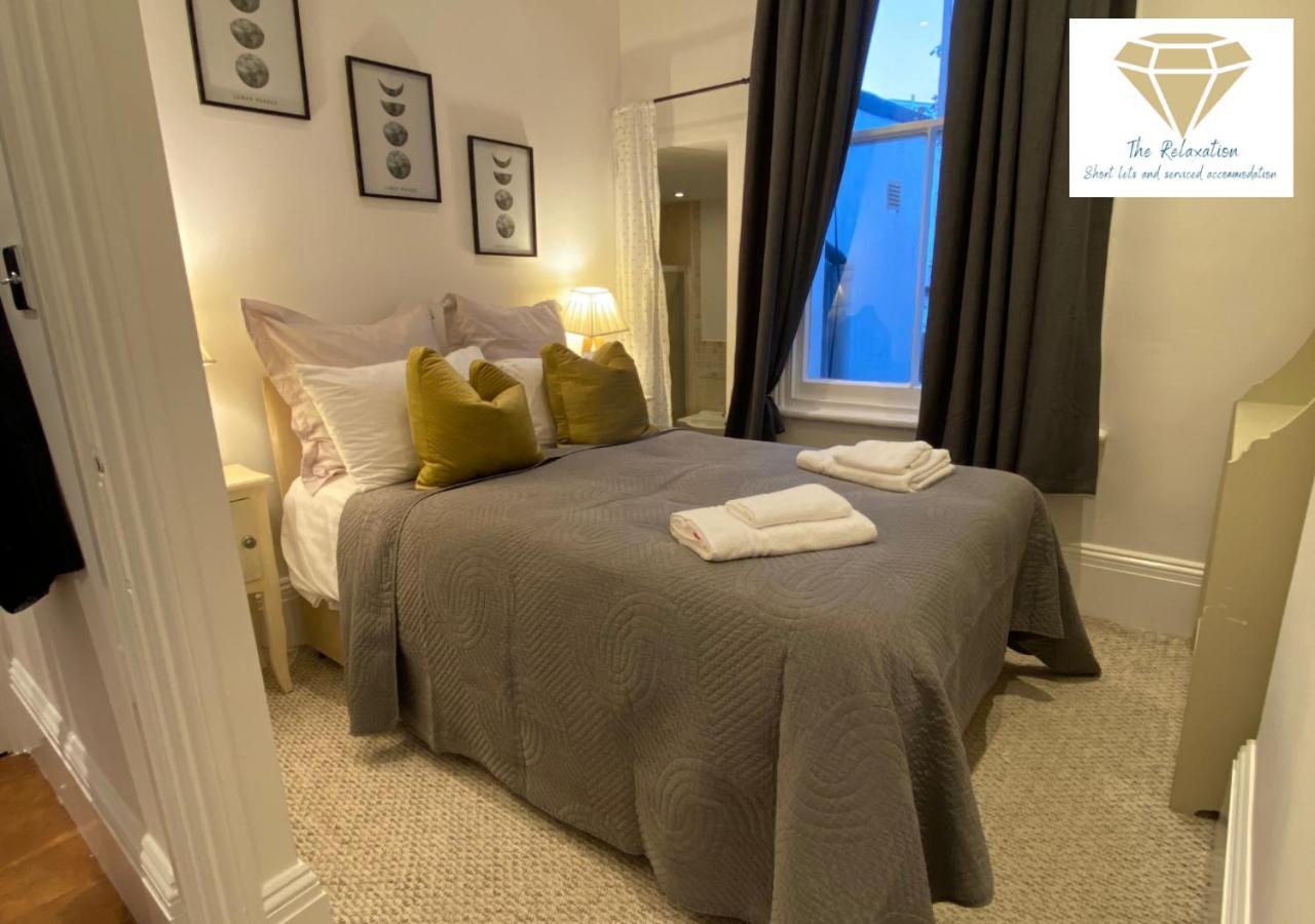 1 Bed Apartment-Sea Views- Relocation-Business-By The Relaxation Serviced Apartments Apartment *