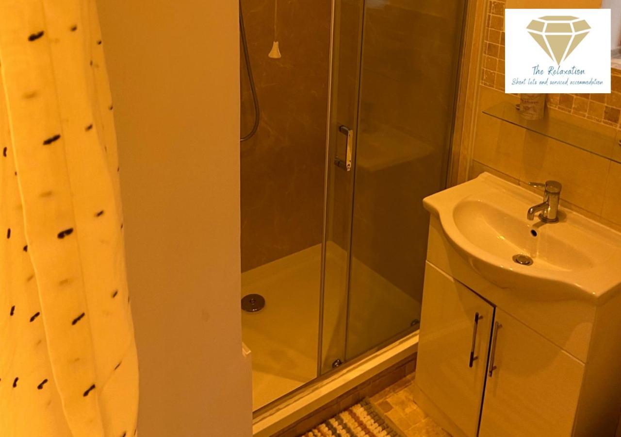 1 Bed Apartment-Sea Views- Relocation-Business-By The Relaxation Serviced Apartments Brighton