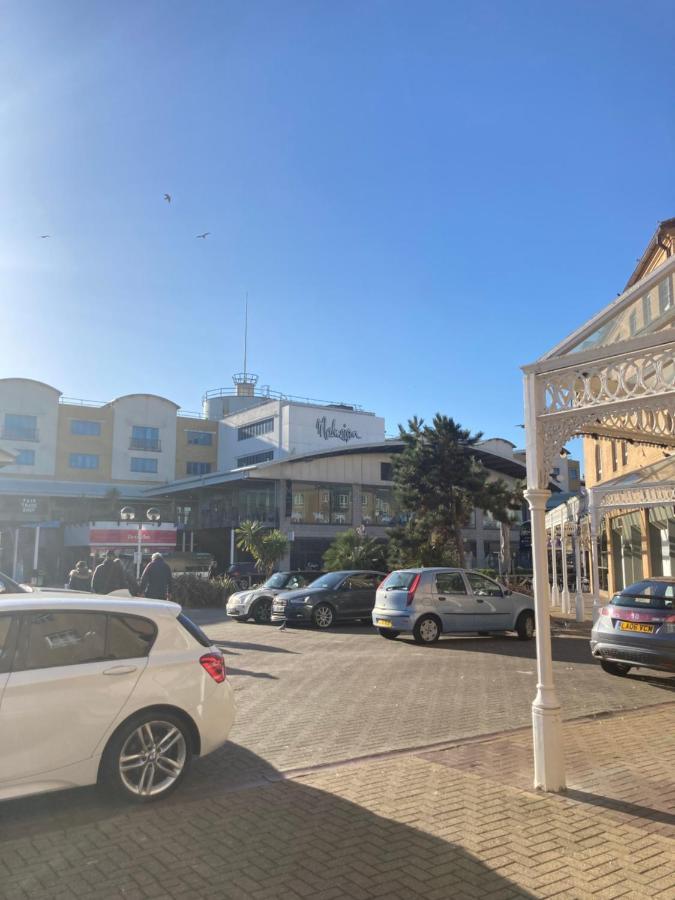 Funky Unique 2-bedroom With Parking * Brighton
