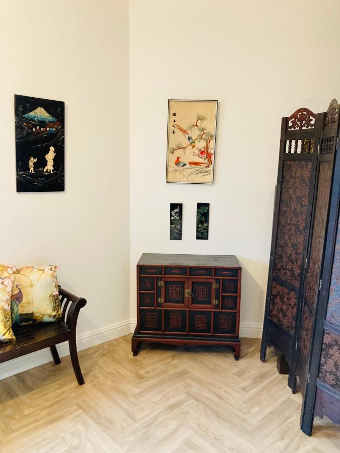 Funky Unique 2-bedroom With Parking Brighton