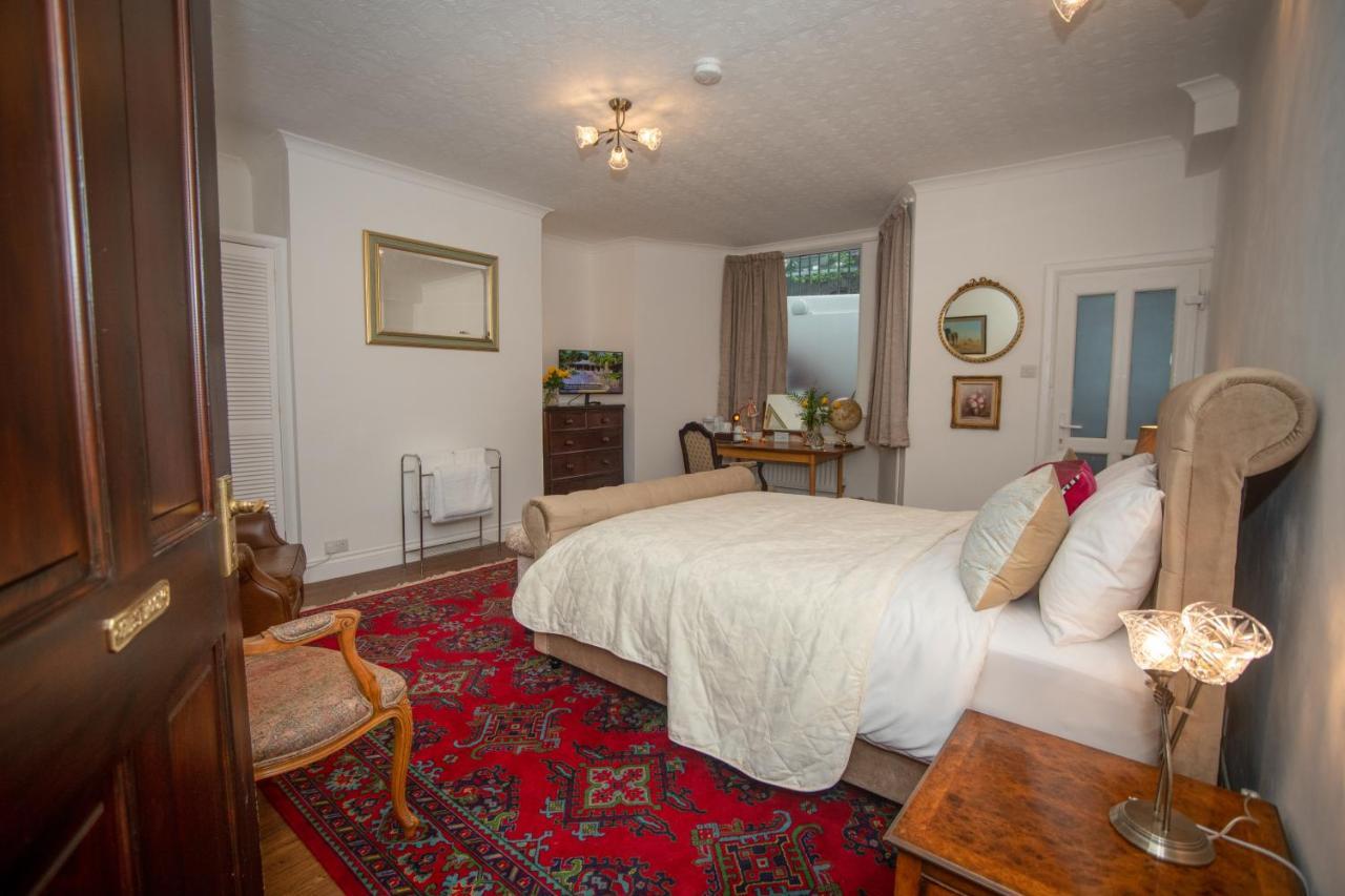 Stay@27 * Brighton